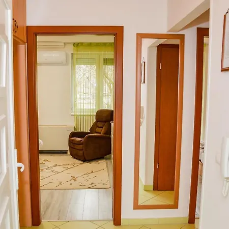 Heli Apartment *