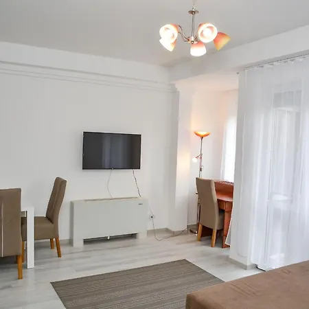 Apartment Heli *