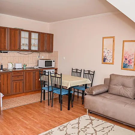 Apartment Heli Hajduszoboszlo